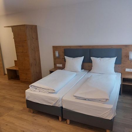 Hotel Stern Gersthofen Kültér fotó