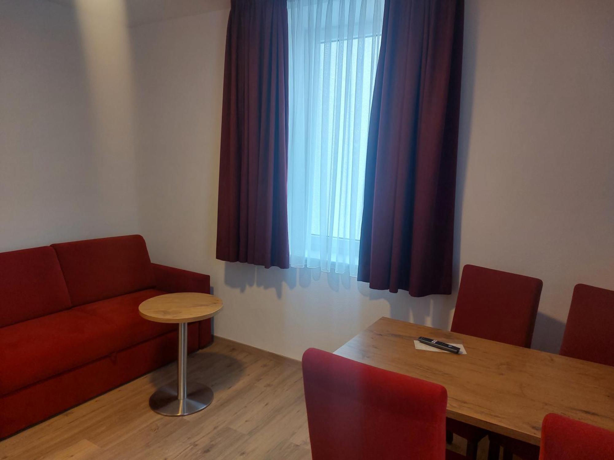 Hotel Stern Gersthofen Kültér fotó