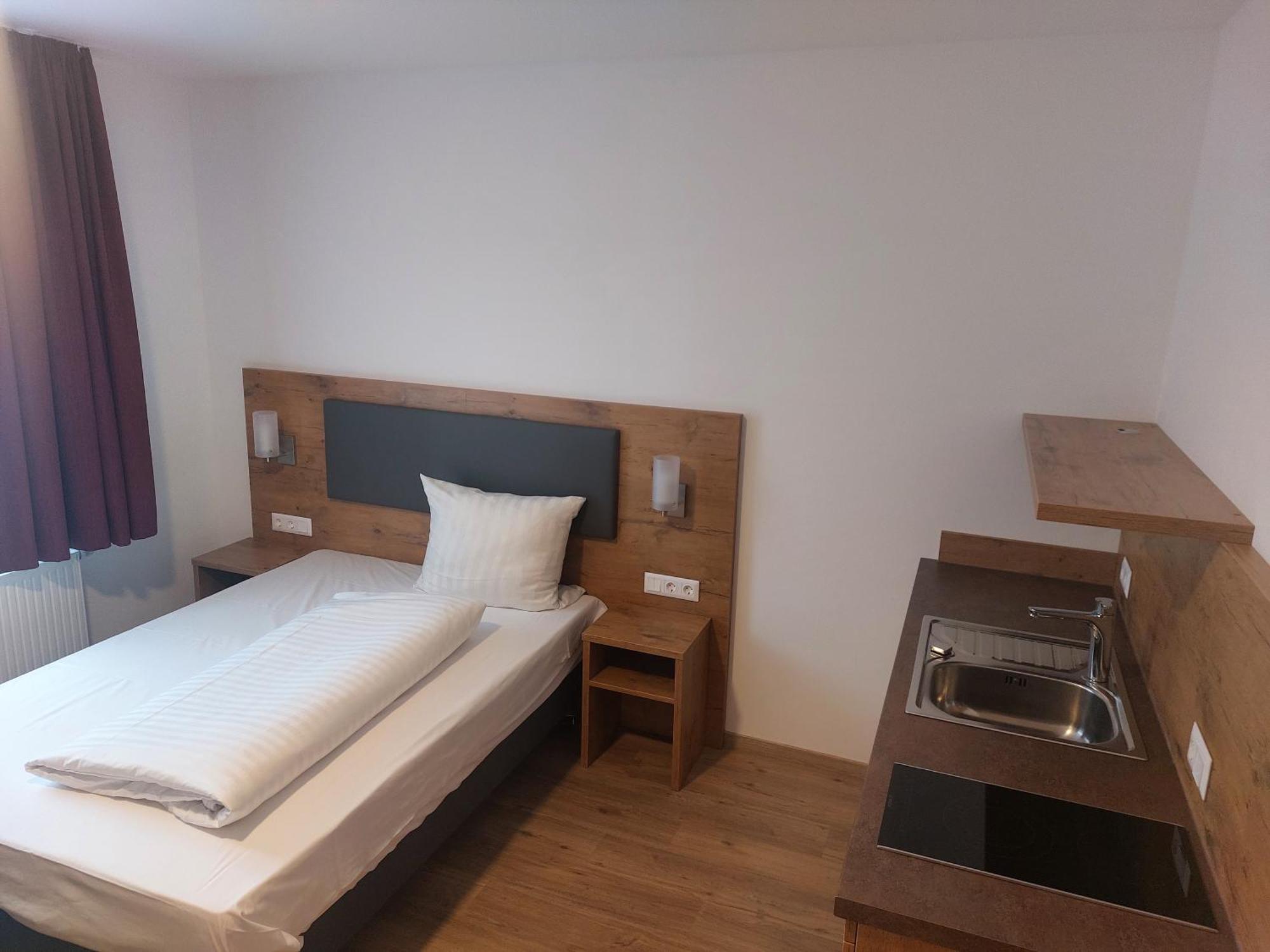 Hotel Stern Gersthofen Kültér fotó