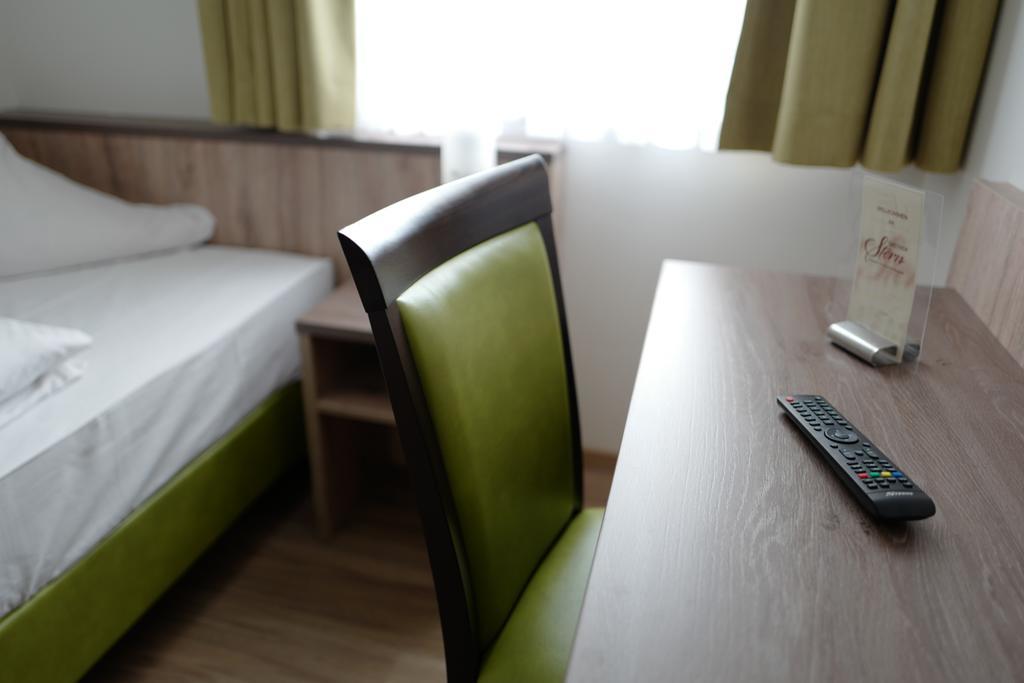 Hotel Stern Gersthofen Kültér fotó